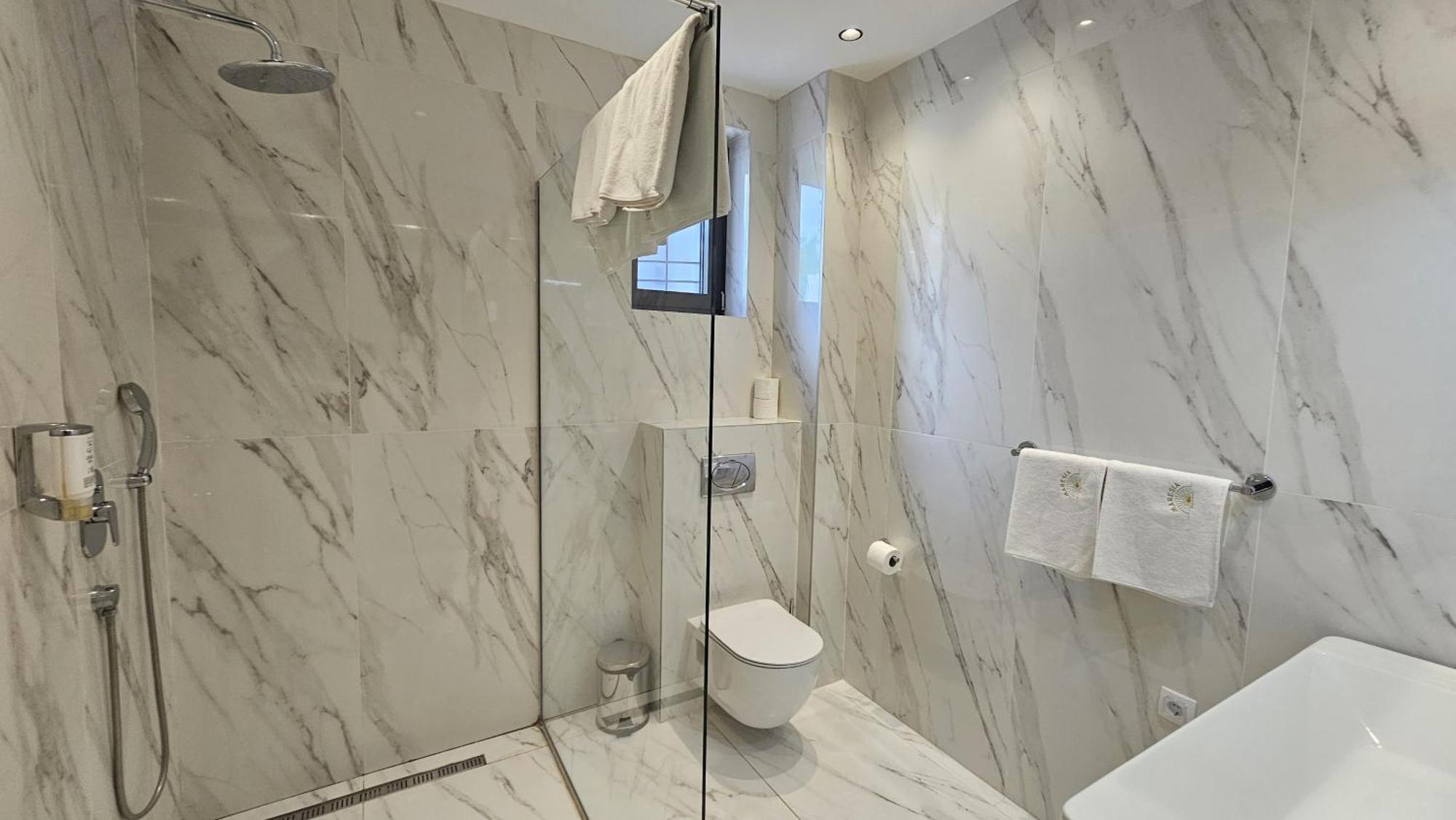 Maresia Boutique Suites Budva Ngoại thất bức ảnh