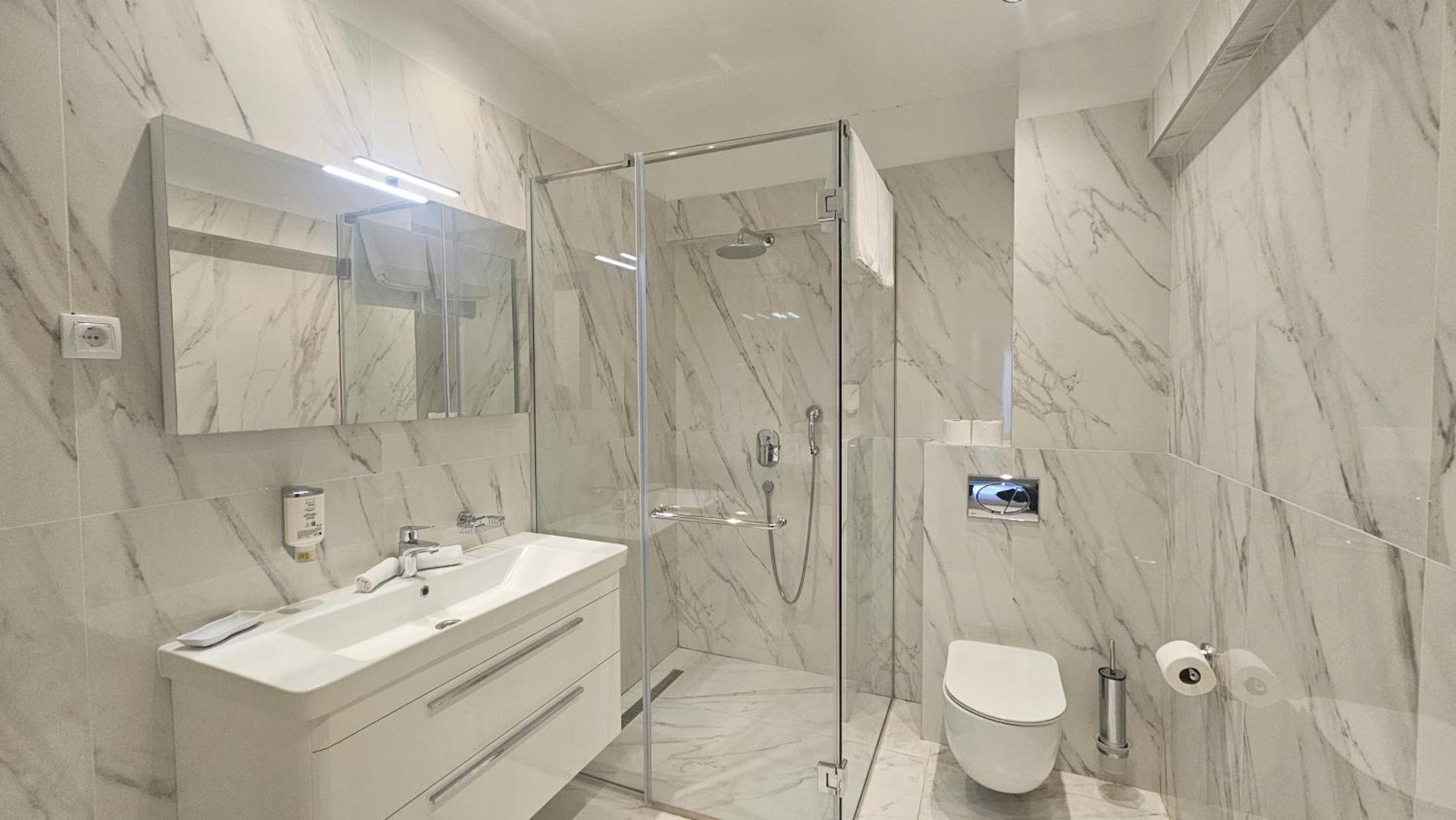 Maresia Boutique Suites Budva Ngoại thất bức ảnh
